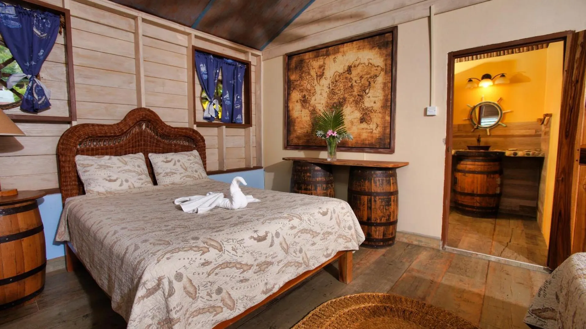 Inn Strawberry Fields Together Robins Bay