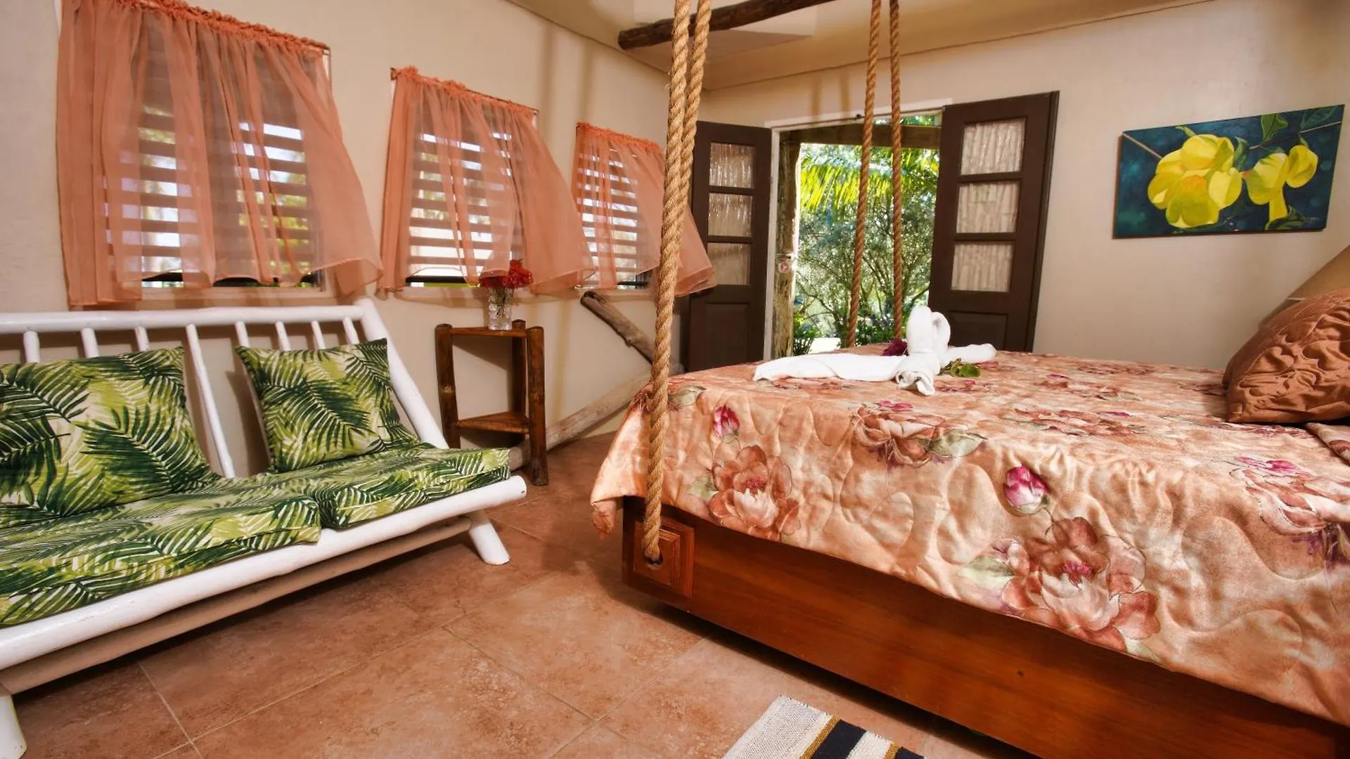 Inn Strawberry Fields Together Robins Bay