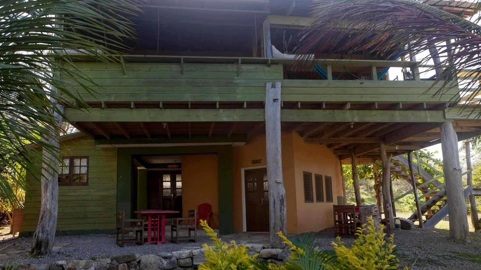 Inn Strawberry Fields Together Robins Bay
