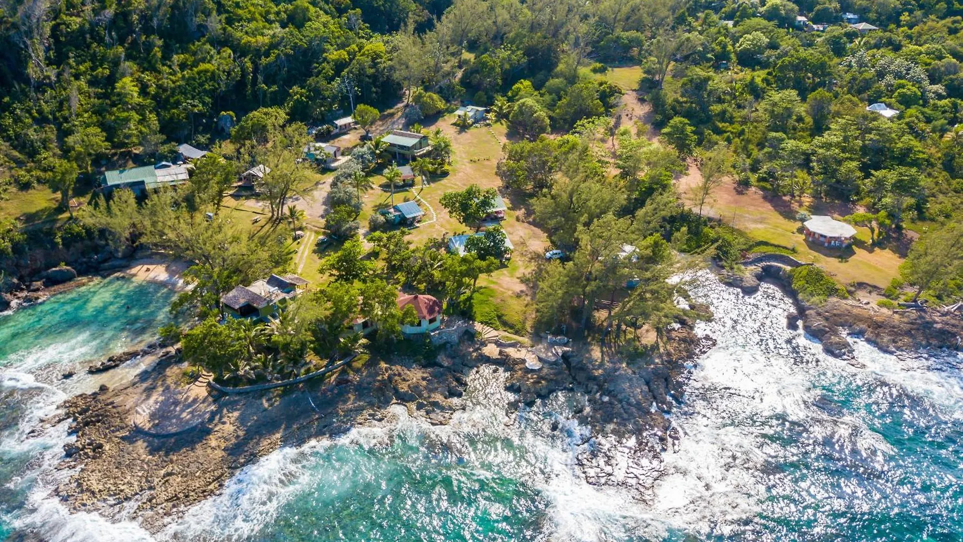Robins Bay 草莓田联合宾馆酒店