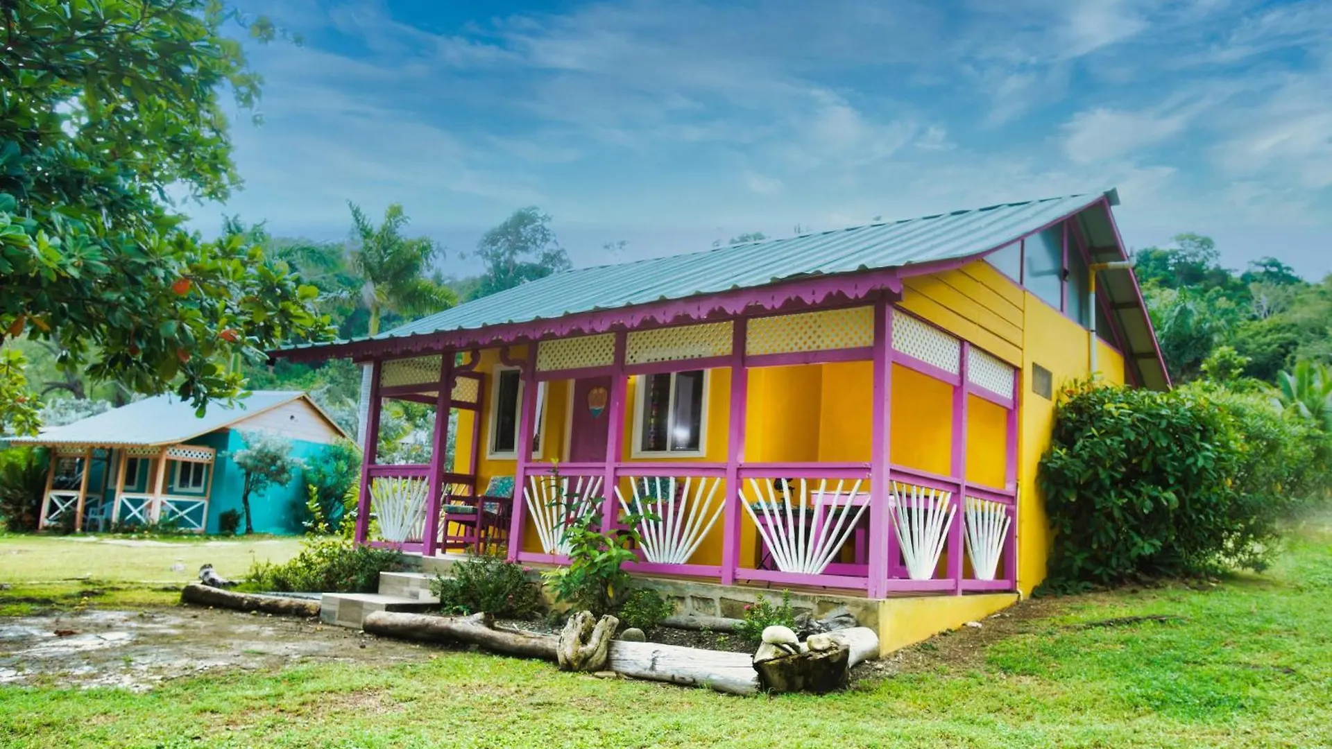 Robins Bay 草莓田联合宾馆酒店 2*, Robins Bay